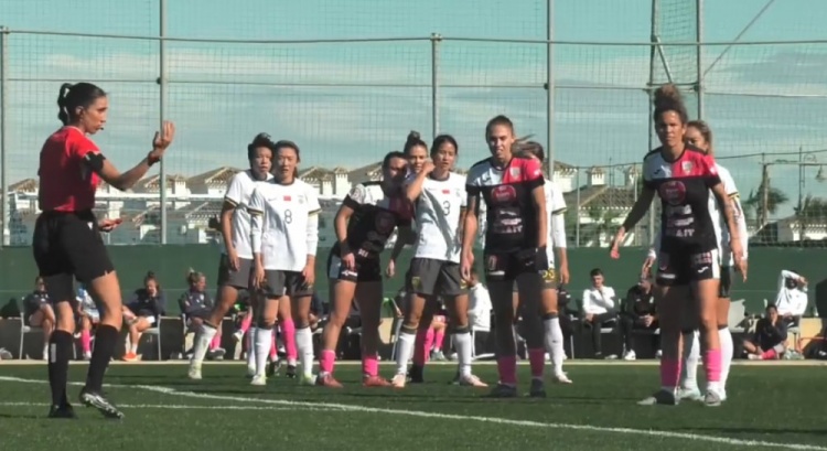  唐佳麗梅開二度、邵子欽破門，中國女足3-2擊敗Alhama俱樂部女足