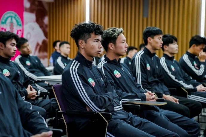  出征中乙！昆明城星足球俱樂部11日舉行新賽季見面會暨出征儀式
