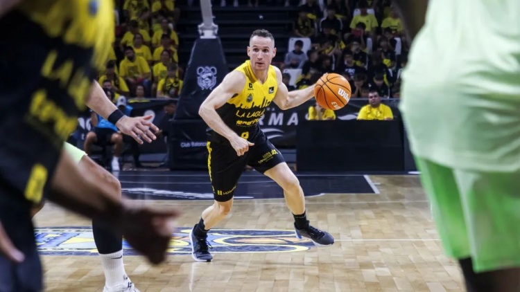  NBA初代老六，42歲進(jìn)入生涯巔峰？！