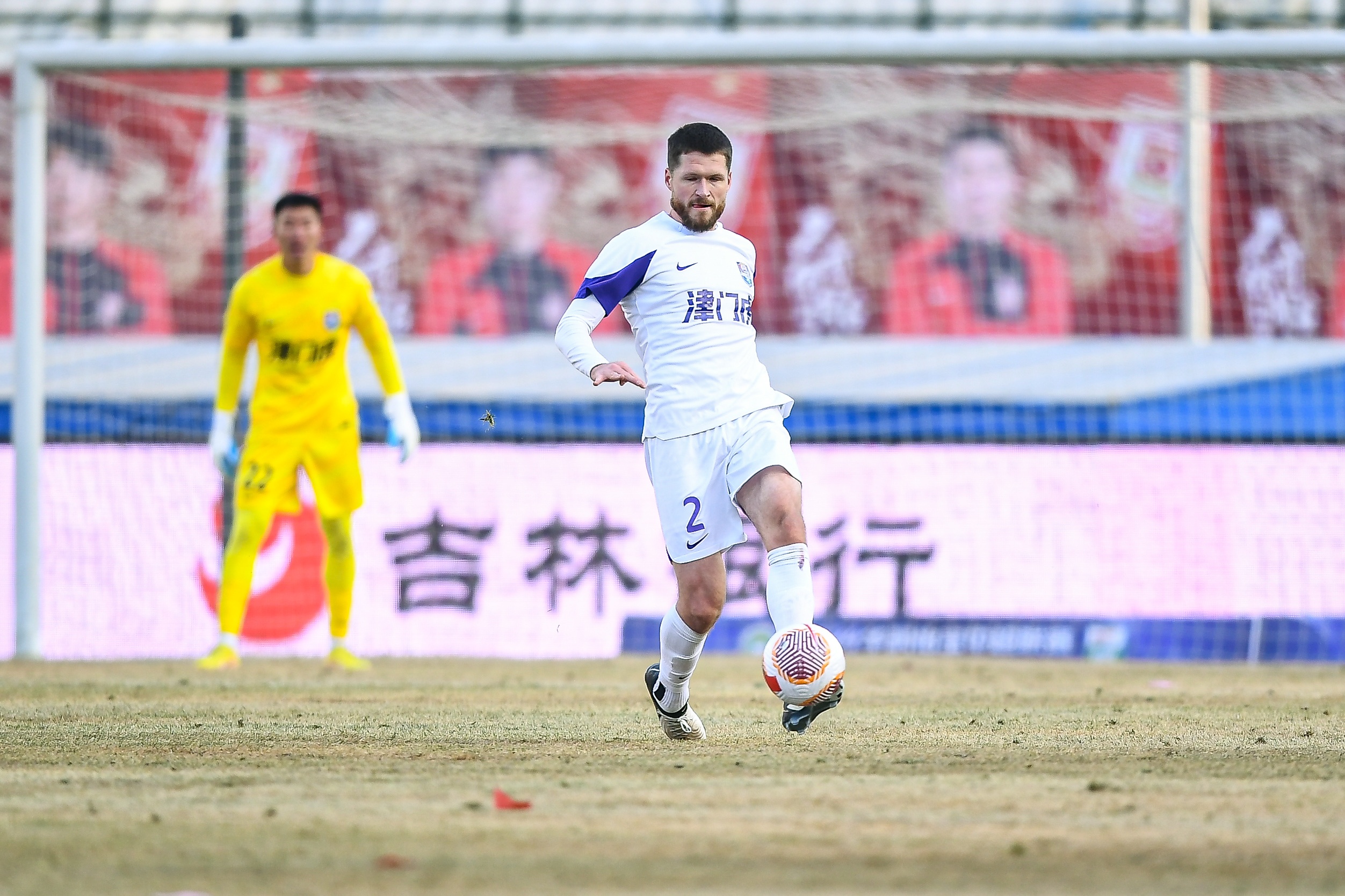  津門(mén)虎舊將亞冠對(duì)決格蘭特勝出，津媒：他離開(kāi)津門(mén)虎因存?zhèn)‰[患