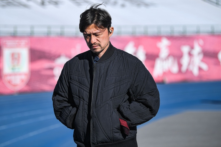  兩隊(duì)均三連敗開局！足球報(bào)談亞泰vs三鎮(zhèn)：亞泰力爭打好第一個(gè)主場